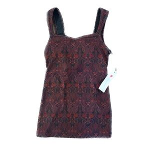 KIRAGRACE Burgundy Paisley Sz XS Yoga Tank Top NWT Athleisure